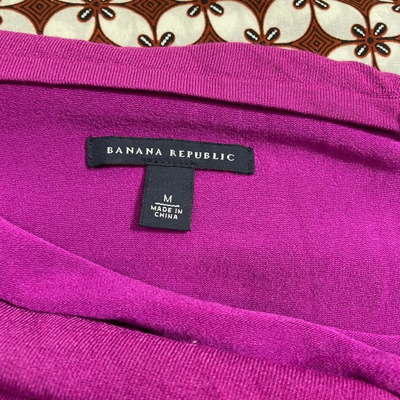 Banana Republic Knit Draped Neck tank top - Picture 8 of 12